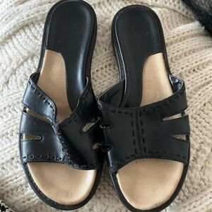 Croft & Barrow Black Mules